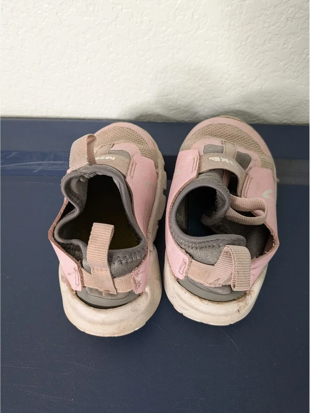 Nike Flex Runner 2 Toddler Pink Slip-On Sneakers Size US 8C